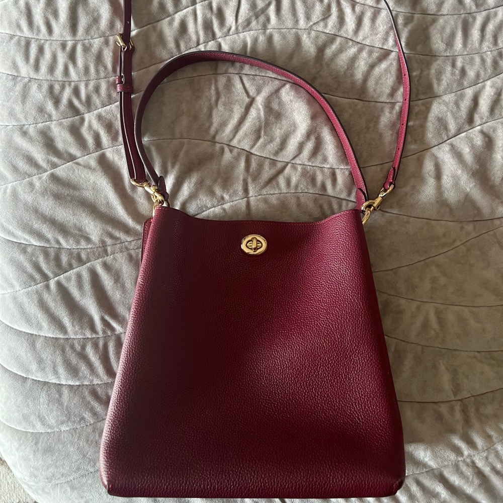 Classic Burgundy Leather Crossbody Bag